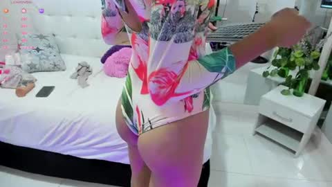 dayis118 online show from August 12, 7:38 pm