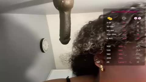 dayqueen1 online show from August 9, 10:38 am