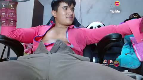 dayro_dduran online show from August 9, 10:55 pm