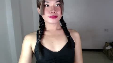 dazzzlingcarol online show from August 11, 5:37 pm