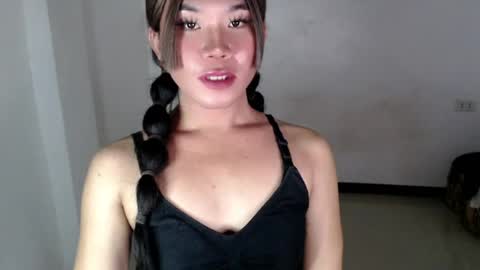 dazzzlingcarol online show from August 12, 9:06 pm