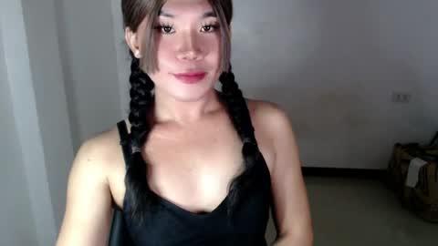 dazzzlingcarol online show from August 13, 7:06 pm