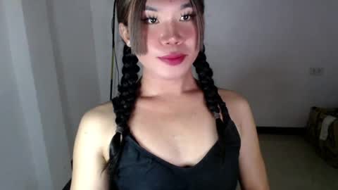 dazzzlingcarol online show from August 14, 6:33 pm