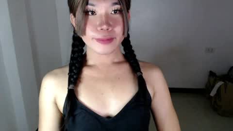 dazzzlingcarol online show from August 18, 12:11 pm