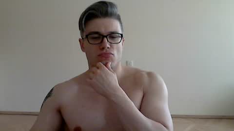dbasil26 online show from July 25, 2:32 pm