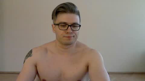 dbasil26 online show from July 29, 2:35 pm