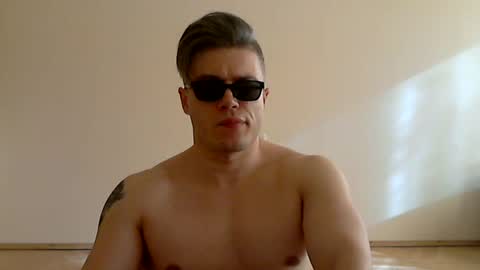 dbasil26 online show from August 6, 1:43 pm