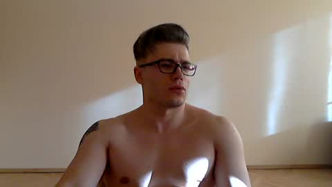 dbasil26 online show from August 7, 2:17 pm