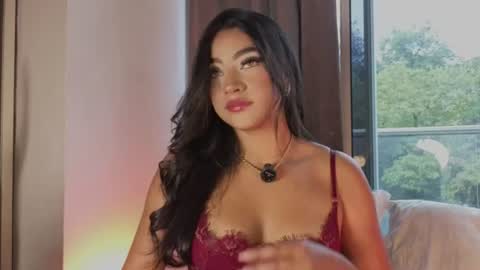 dea_athenea online show from August 6, 7:57 pm