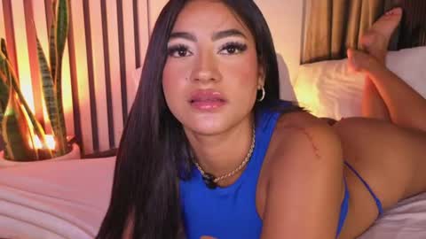 dea_athenea online show from August 15, 2:15 am