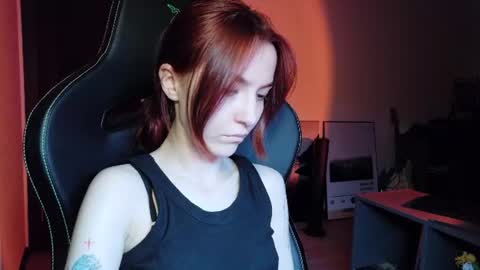 mommy online show from August 12, 11:29 pm