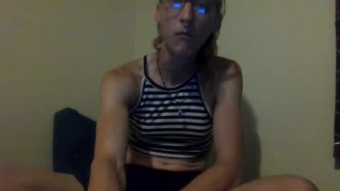 DeadHoeFreak online show from August 2, 3:24 am