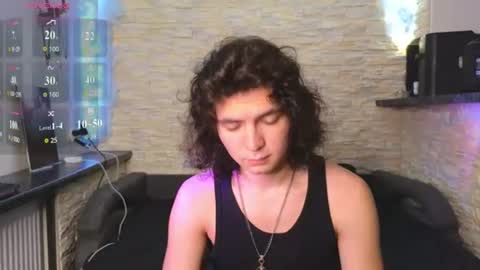 dean_raven online show from July 20, 3:20 am