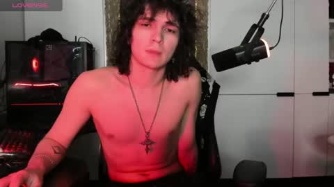 dean_raven online show from August 5, 1:47 am