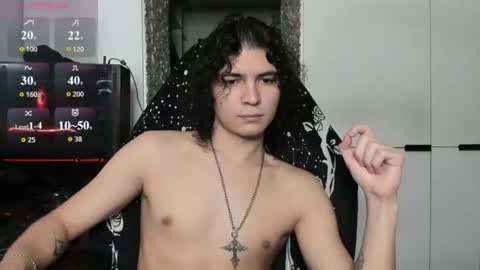 dean_raven online show from August 15, 10:14 pm