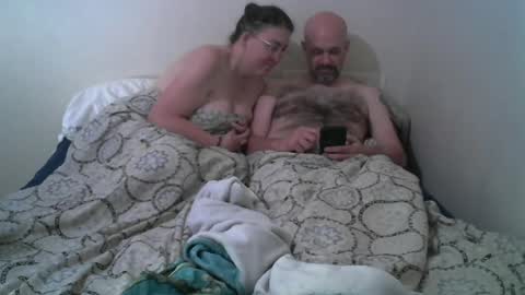 deannaandwill online show from July 9, 3:22 am
