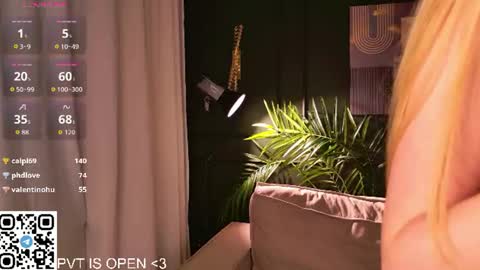 Tessa online show from June 20, 7:47 pm