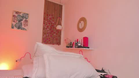 Dear Tiffa online show from August 8, 2:06 pm