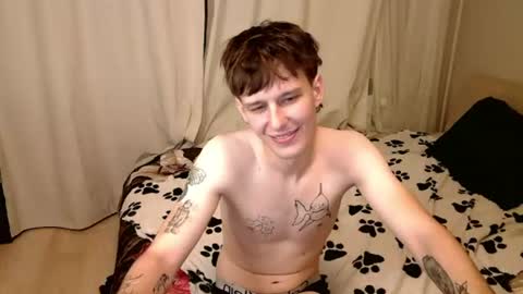 dearboyy_ online show from September 8, 11:45 pm