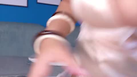 Dearluana online show from July 19, 2:13 am