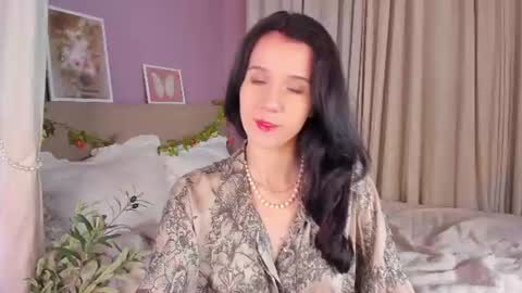 Emily online show from August 9, 5:25 pm