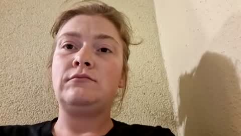 DEBBIE online show from August 3, 1:01 am