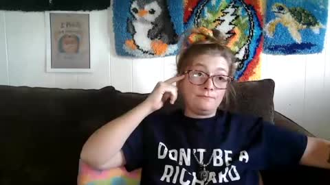 DEBBIE online show from August 12, 6:32 pm