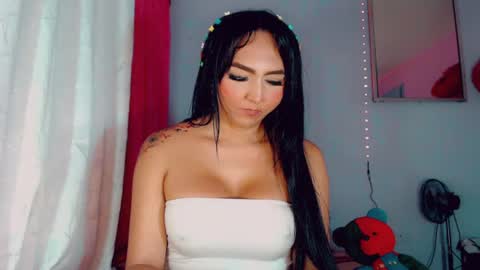deboragill online show from August 4, 3:14 am