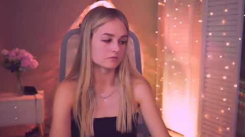 Debora online show from August 3, 3:13 am