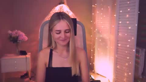 Debora online show from August 3, 8:54 am