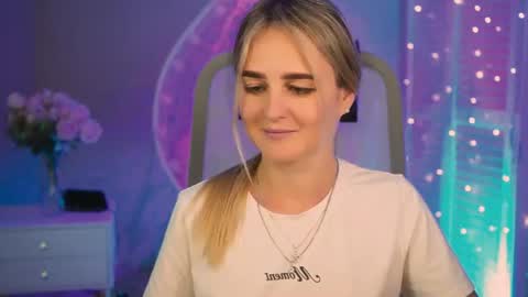 Debora online show from August 16, 9:35 am