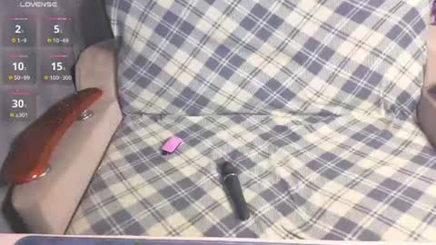 Debra  online show from August 26, 1:51 pm