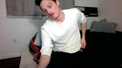 Dee4Dayz online show from July 24, 3:20 am