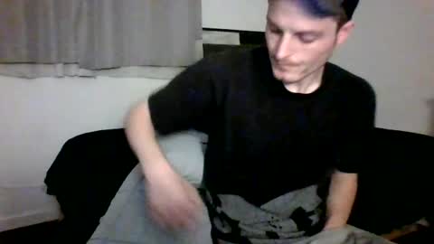 Dee4Dayz online show from August 3, 4:52 am