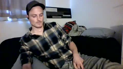 Dee4Dayz online show from August 3, 9:22 pm