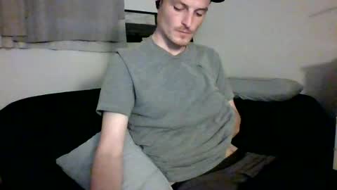 Dee4Dayz online show from August 6, 1:15 am