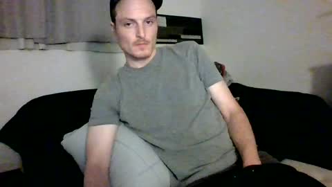Dee4Dayz online show from August 6, 5:39 am