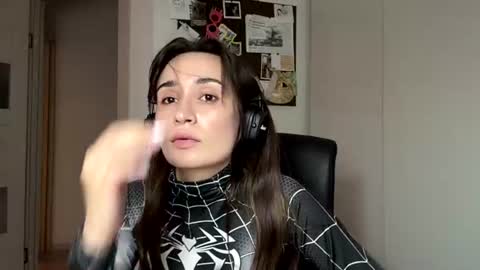Hi there My name is Sofia online show from August 7, 9:26 pm