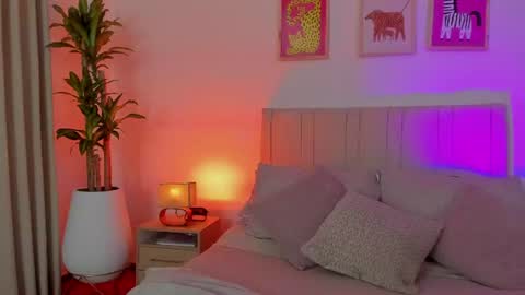 deepthroat_sweet online show from September 5, 4:06 am