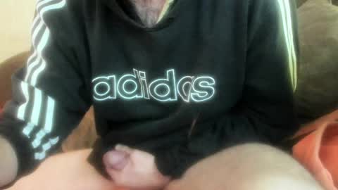 deeznutz343 online show from May 12, 4:24 am