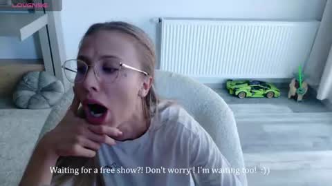 Deidi online show from August 14, 1:26 pm