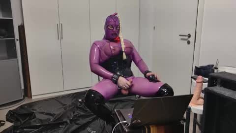dekolatex online show from April 20, 7:39 am