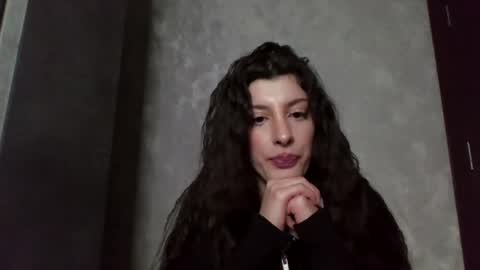 Hello everyone Im Tessa and this is my first day here Were going to have fun together  online show from May 5, 3:24 pm