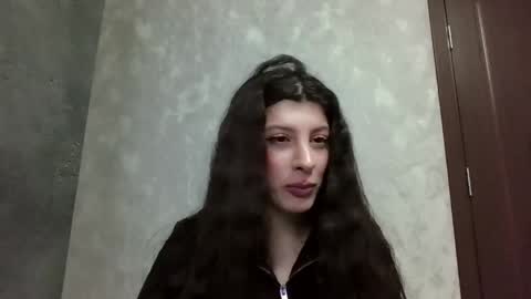 Hello everyone Im Tessa and this is my first day here Were going to have fun together  online show from May 5, 4:30 pm
