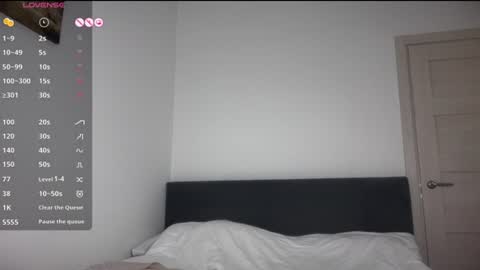 lana and Dan online show from August 3, 9:27 am