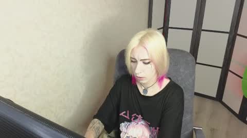 Alica online show from August 14, 11:25 am