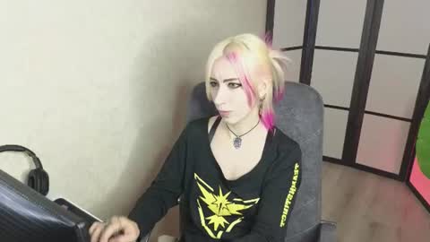 Alica online show from August 16, 9:35 am