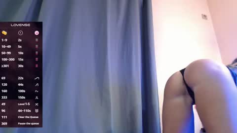delicatekisss online show from August 13, 6:55 pm