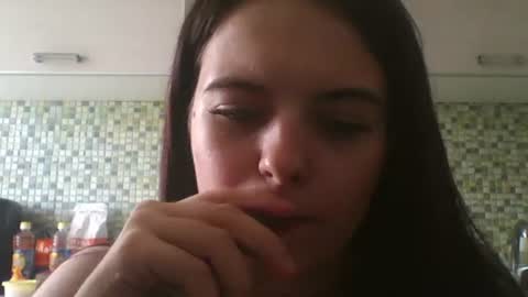 Kiki online show from August 5, 8:45 am