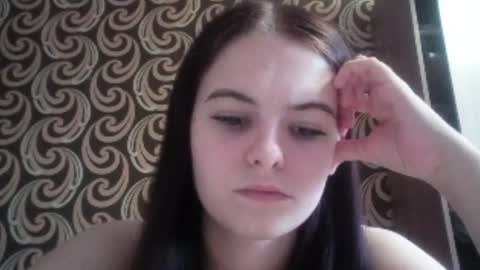 Kiki online show from August 6, 6:45 am